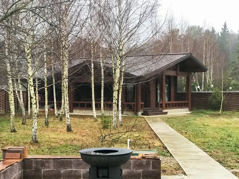 Остекление фасада деревянного загородного дома